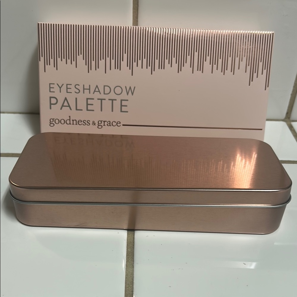 Goodness & Grace Eyeshadow Palette